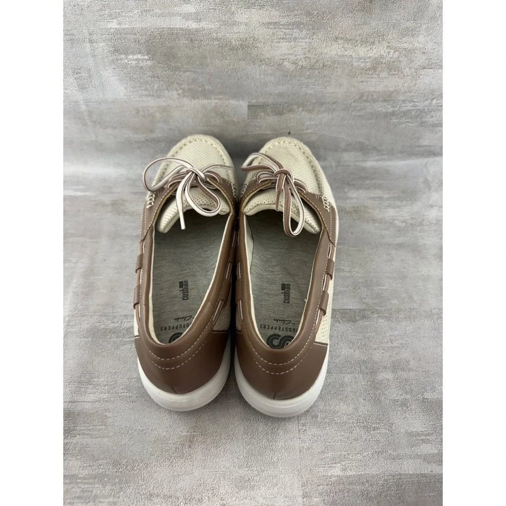 Clarks Cloudsteppers Women Boat Shoes Cream Brown Loafers 261260304060 Size 8.5M